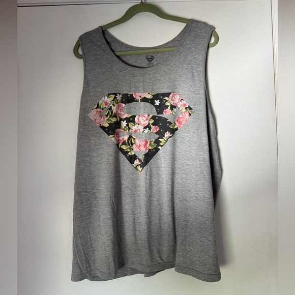 Men’s Superman Floral Logo Tank Top - Picture 1 of 4